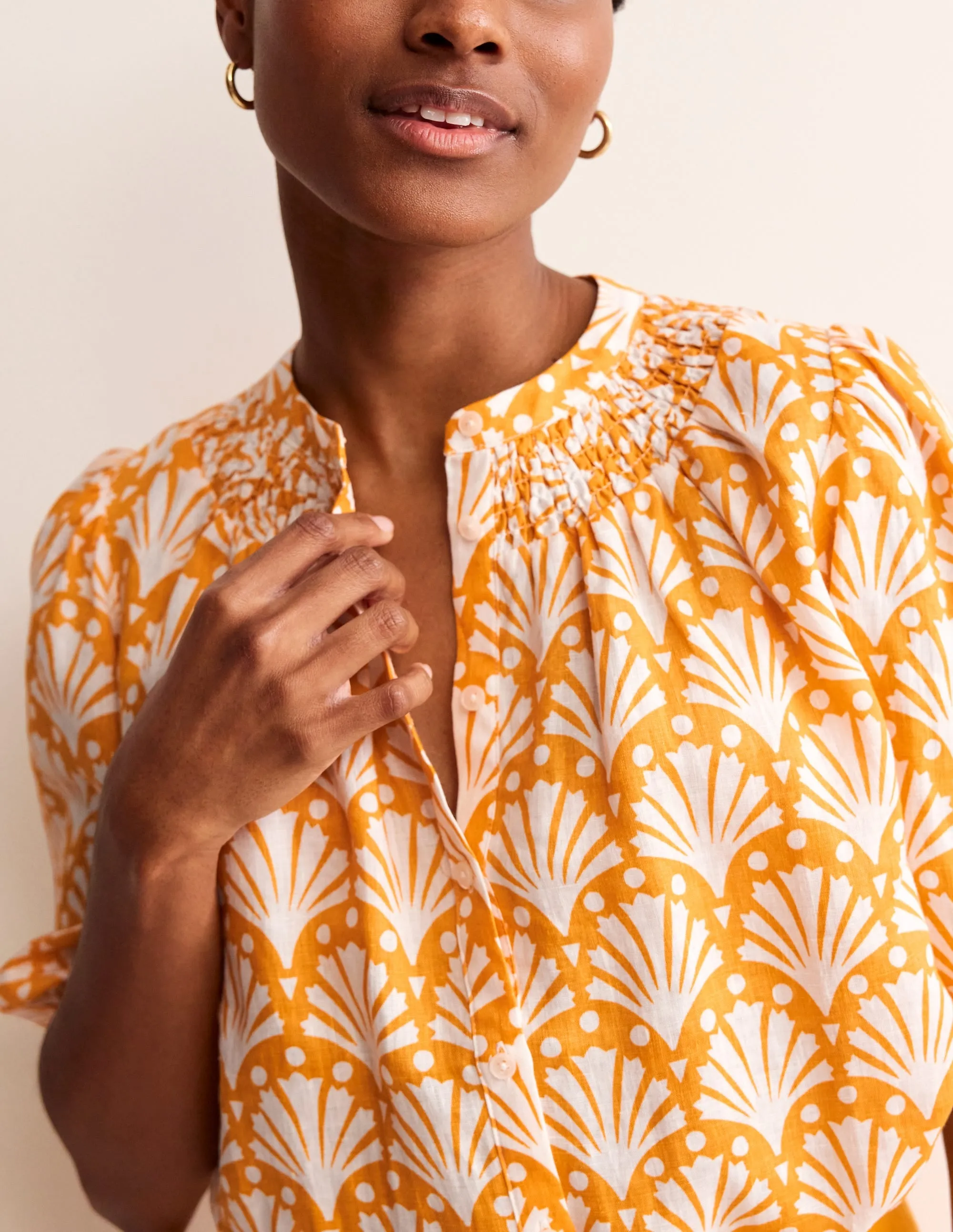 Ada Linen Top-Artisan Gold, Shells