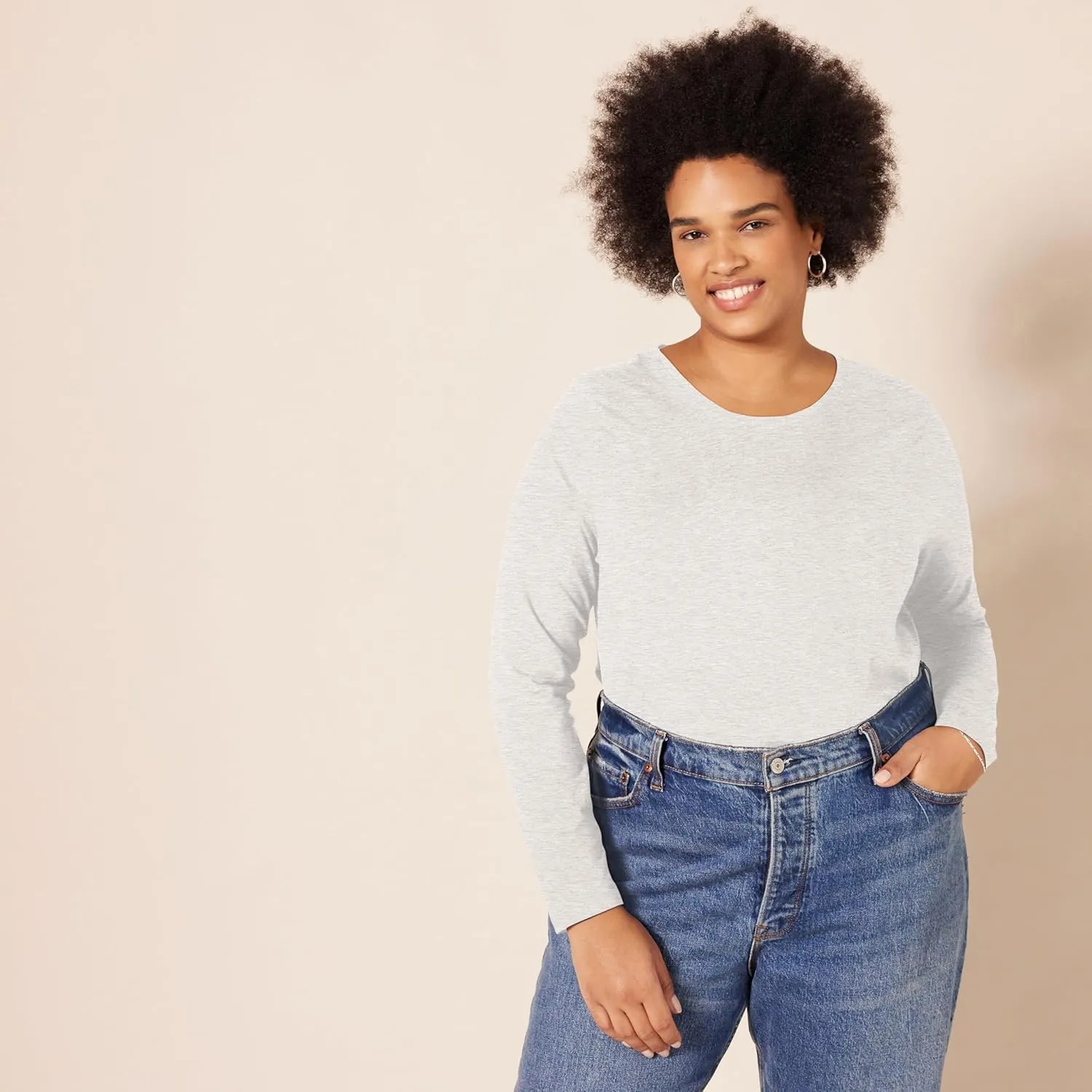 Amazon Essentials Women's Classic-Fit Long-Sleeve Crewneck T-Shirt (Available in Plus Size)
