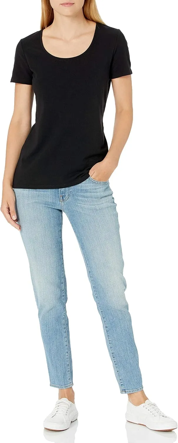Amazon Essentials Women's Classic-Fit Short-Sleeve Scoop Neck T-Shirt (Available in Plus Size), Pack of 2