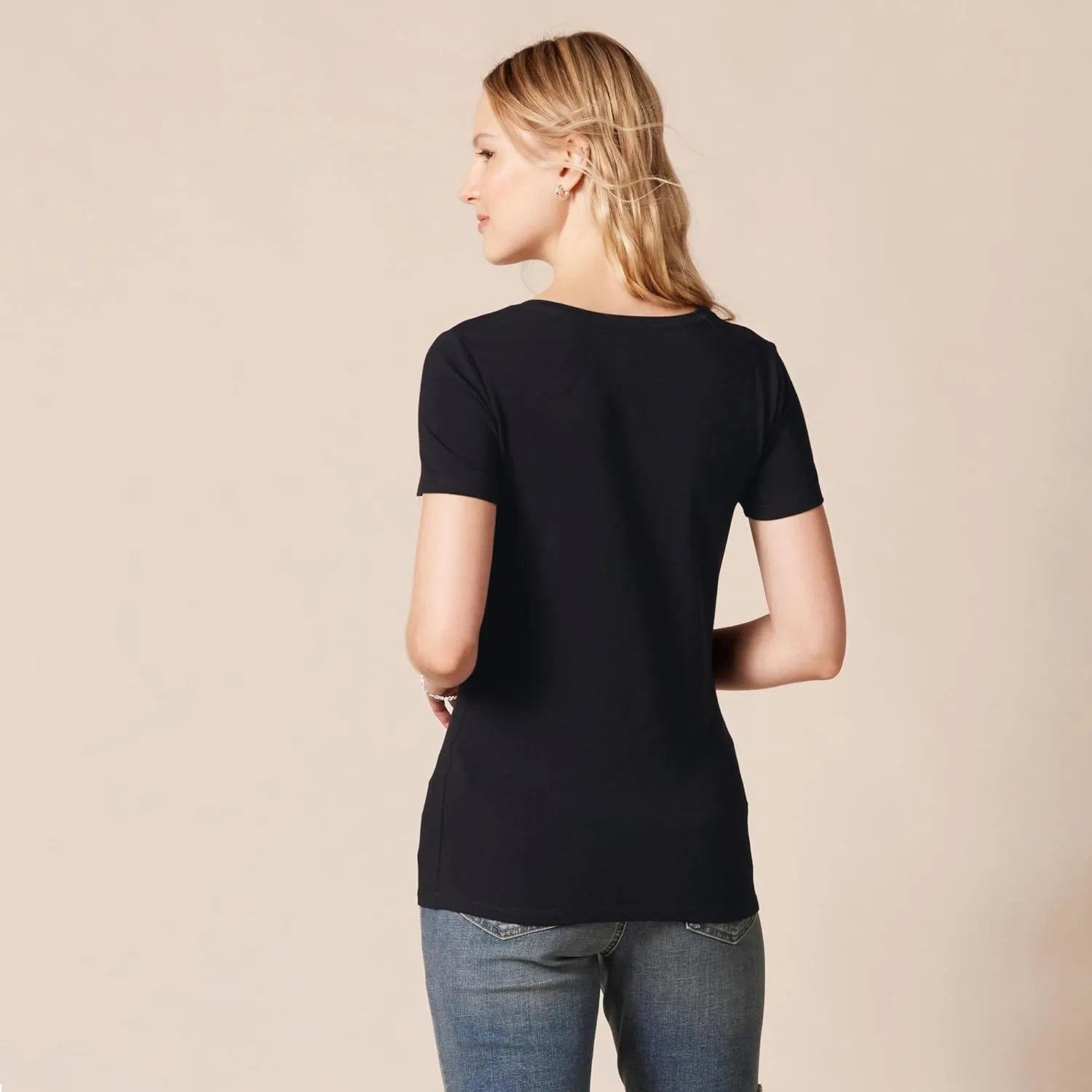 Amazon Essentials Women's Classic-Fit Short-Sleeve V-Neck T-Shirt, Multipacks