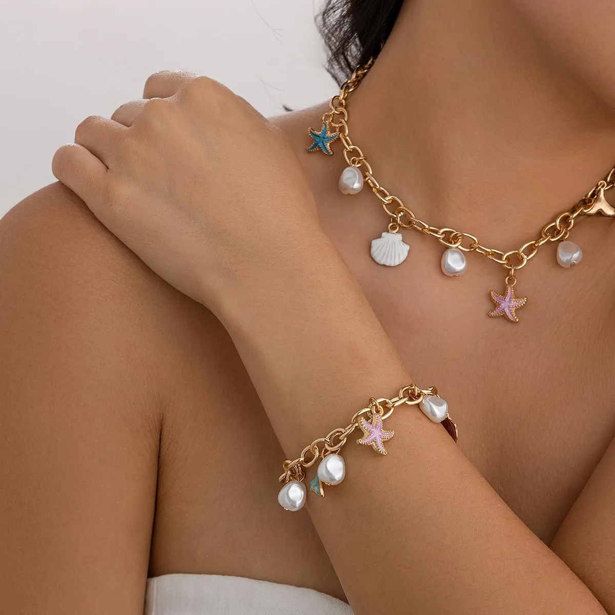 Charm Necklace for Women Seashell Shell Necklace Chunky Gold Necklace Bracelet Conch Starfish Charm Neckalce Mermaid Costume Jewelry Beach Jewelry for Women