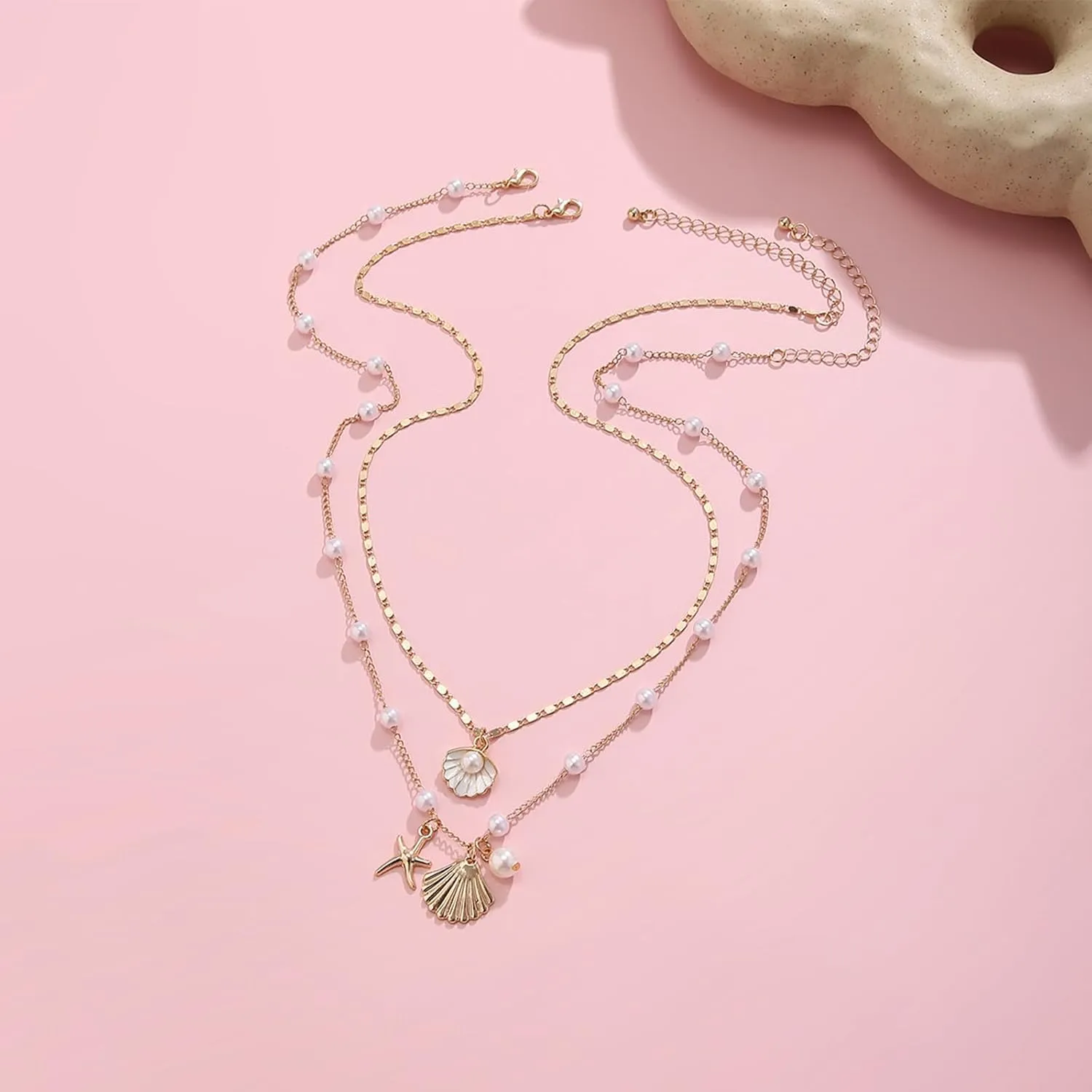 choice of all Gold Sea Shell Charm Necklace Jewelry for Women Summer Boho Seashell Beach Starfish Necklace Fashion Accessories Summer Beach Vacation Clothes Dresses 2025