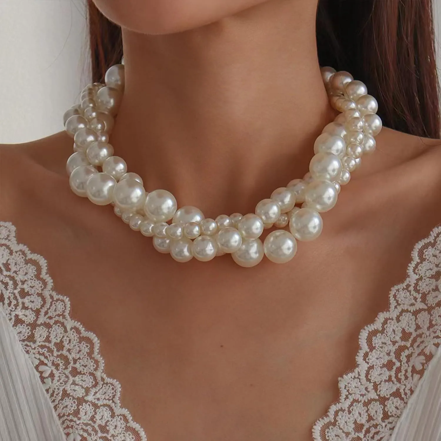 Chunky Pearl Choker Necklace for Women Layered Twisted Faux Pearl Beaded Necklace Wedding Gifts for Brides Bridesmaid Birthday Gift for Prom Pearls Jewelry for Women