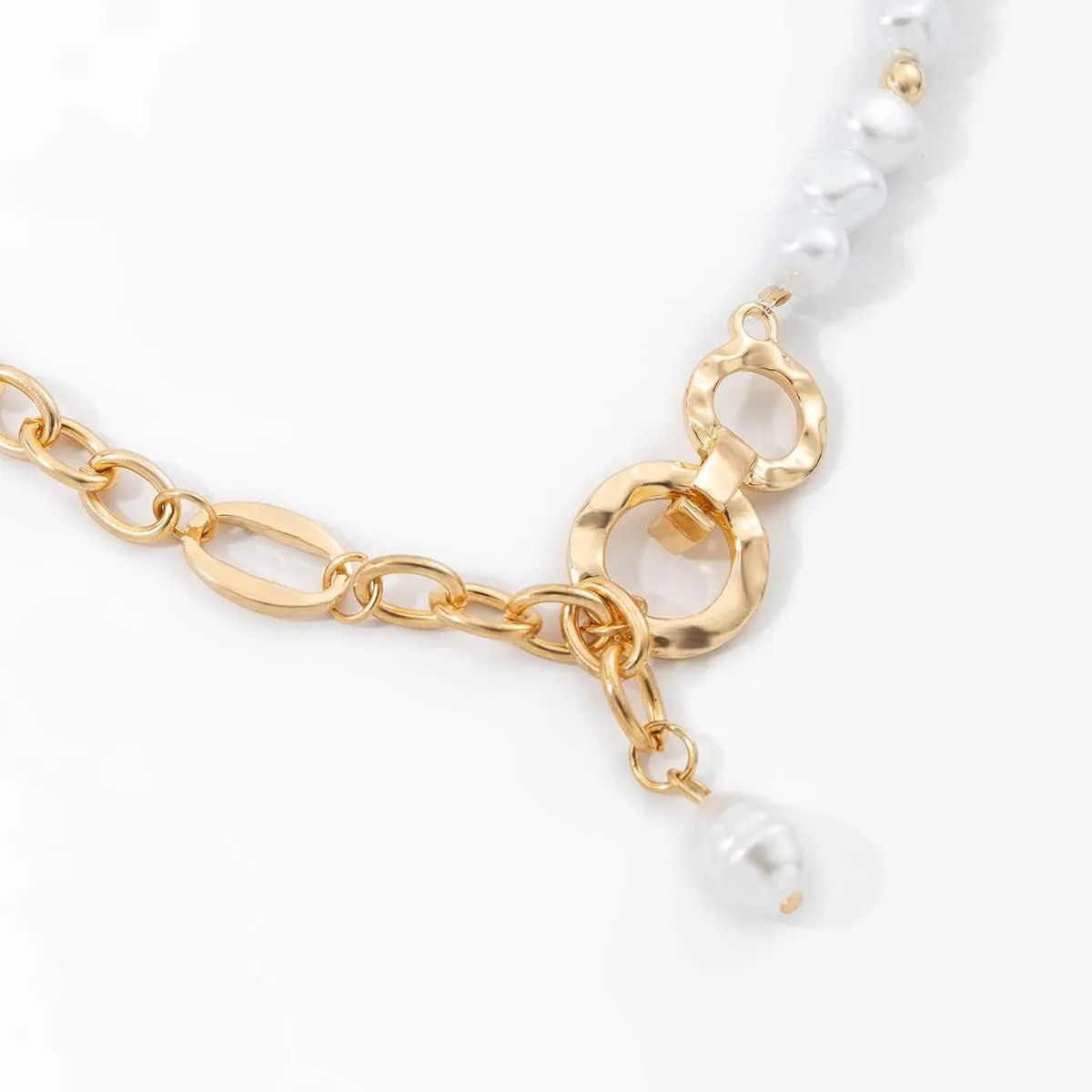 Dainty Pearl Pendant Necklaces Layered Baroque Choker Necklace Vintage White Pearl Chain Necklace Faux Pearls Statement Jewelry Gift for Women