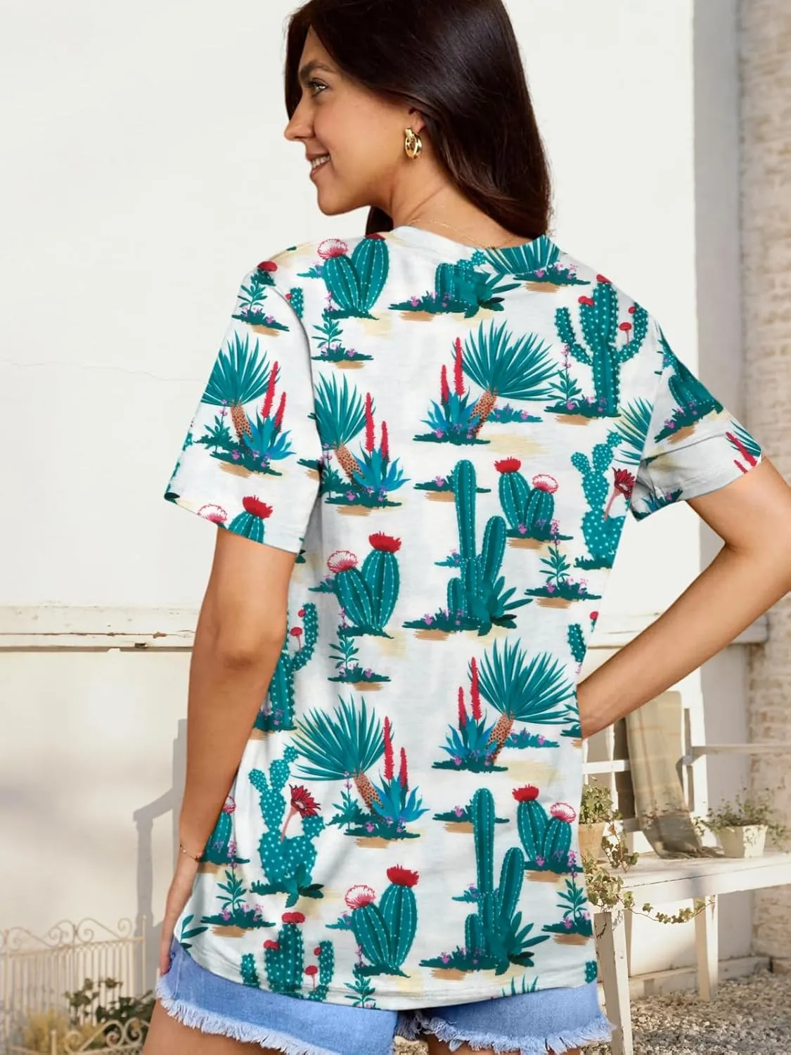 Graphic Shirts for Women Cactus Desert Graphic Tees Short Sleeve Tops