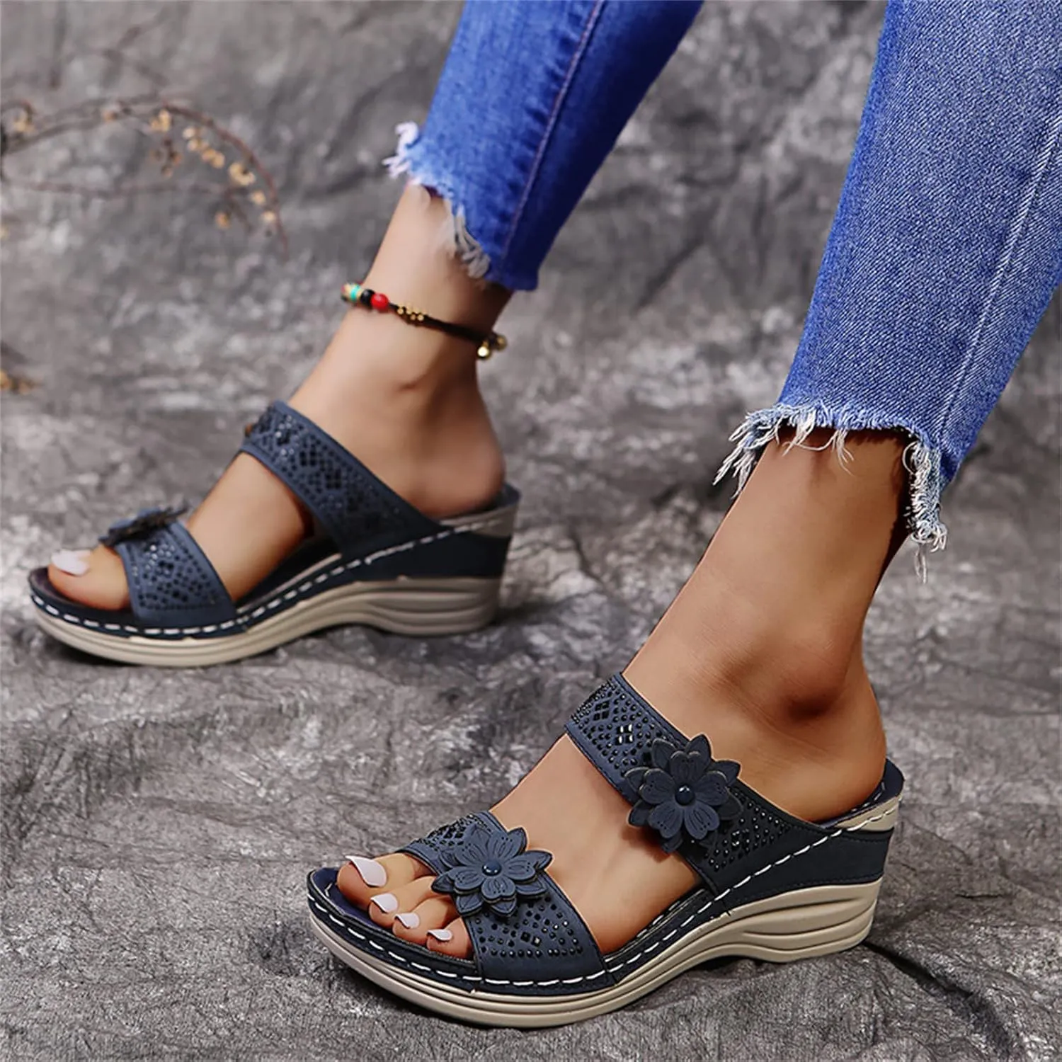 Ladmiple Sandals Women 2023 Fashion Floral Orthopedic Flip Flops with Arch Support Slippers Roman Casual Open Toe Sandal