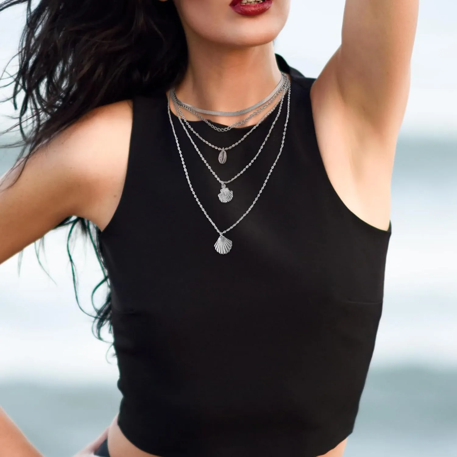 Layered Necklace for Women Gold Layered Shell Necklace Minimalist Stacking Seashell Choker Necklace Bohemian Summer Beach Surfe Seashell Necklace Jewelry