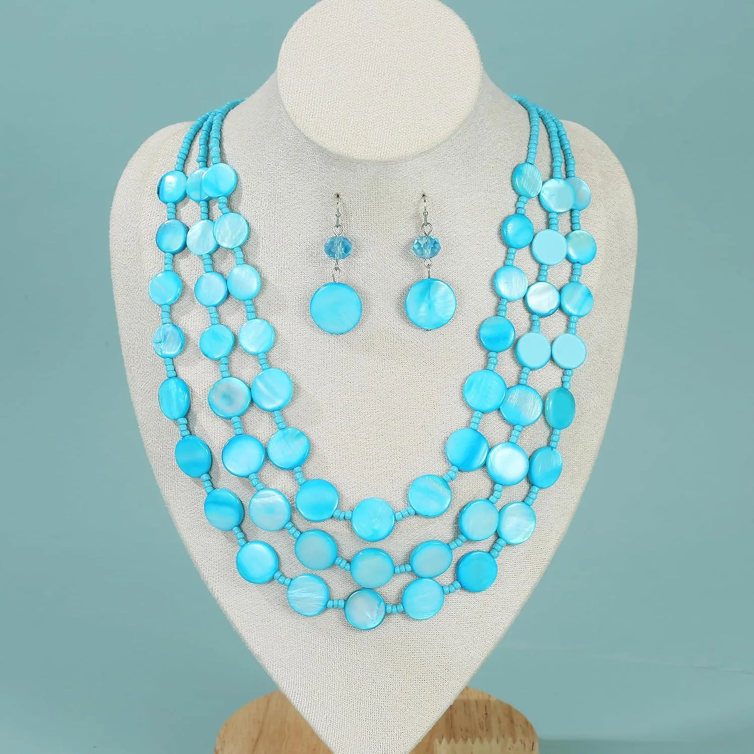 Multi layered Chunky Beaded Necklaces for Women Boho Colorful Shell Strand Statement Necklaces With Earrings Set Fashion Costume Jewelry Gifts
