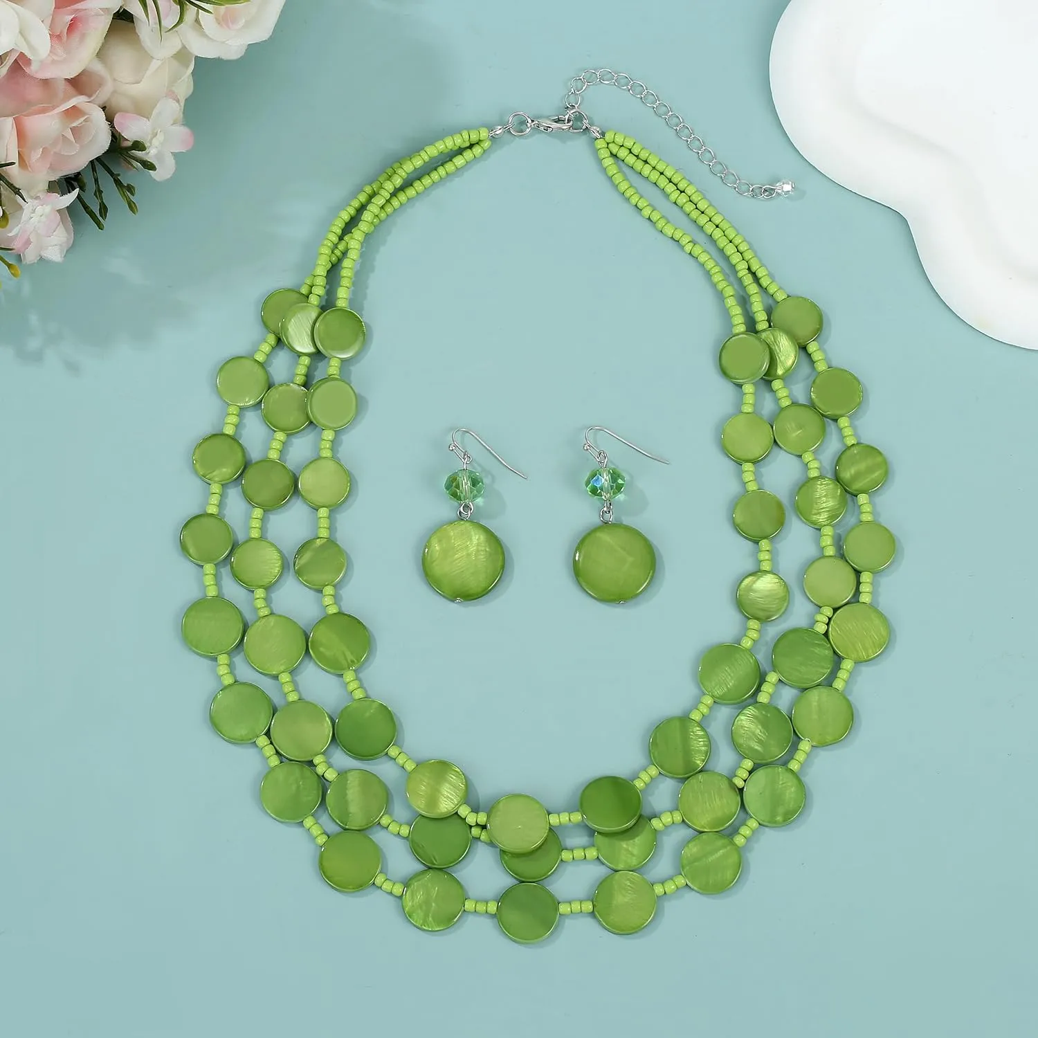 Multi layered Chunky Beaded Necklaces for Women Boho Colorful Shell Strand Statement Necklaces With Earrings Set Fashion Costume Jewelry Gifts