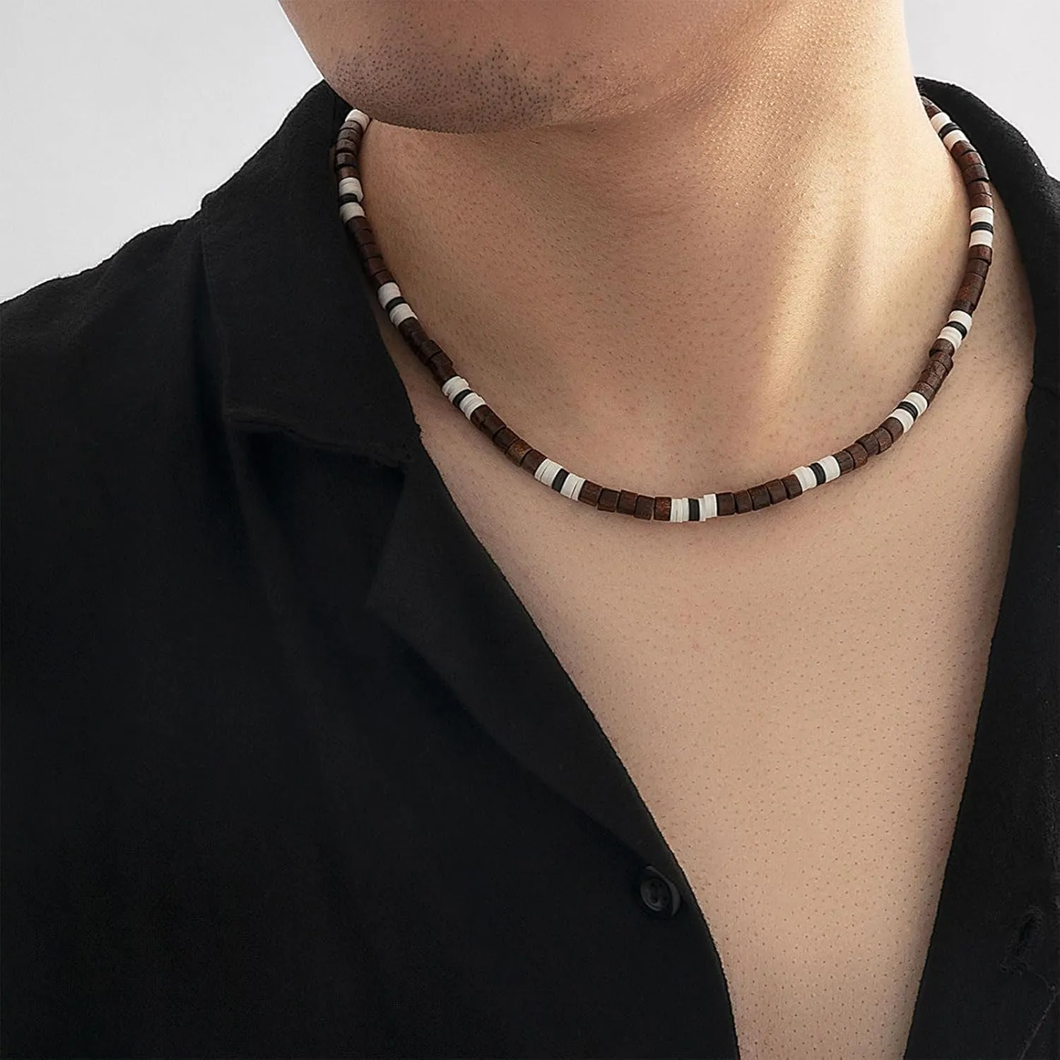 Puka Shell Necklace Men Seashell Necklace Bracelet Set Beach Vacation Outfits for Men Brown Coconut Shell Necklace Summer Jewelry Gifts for Boyfriend Beach Essentials