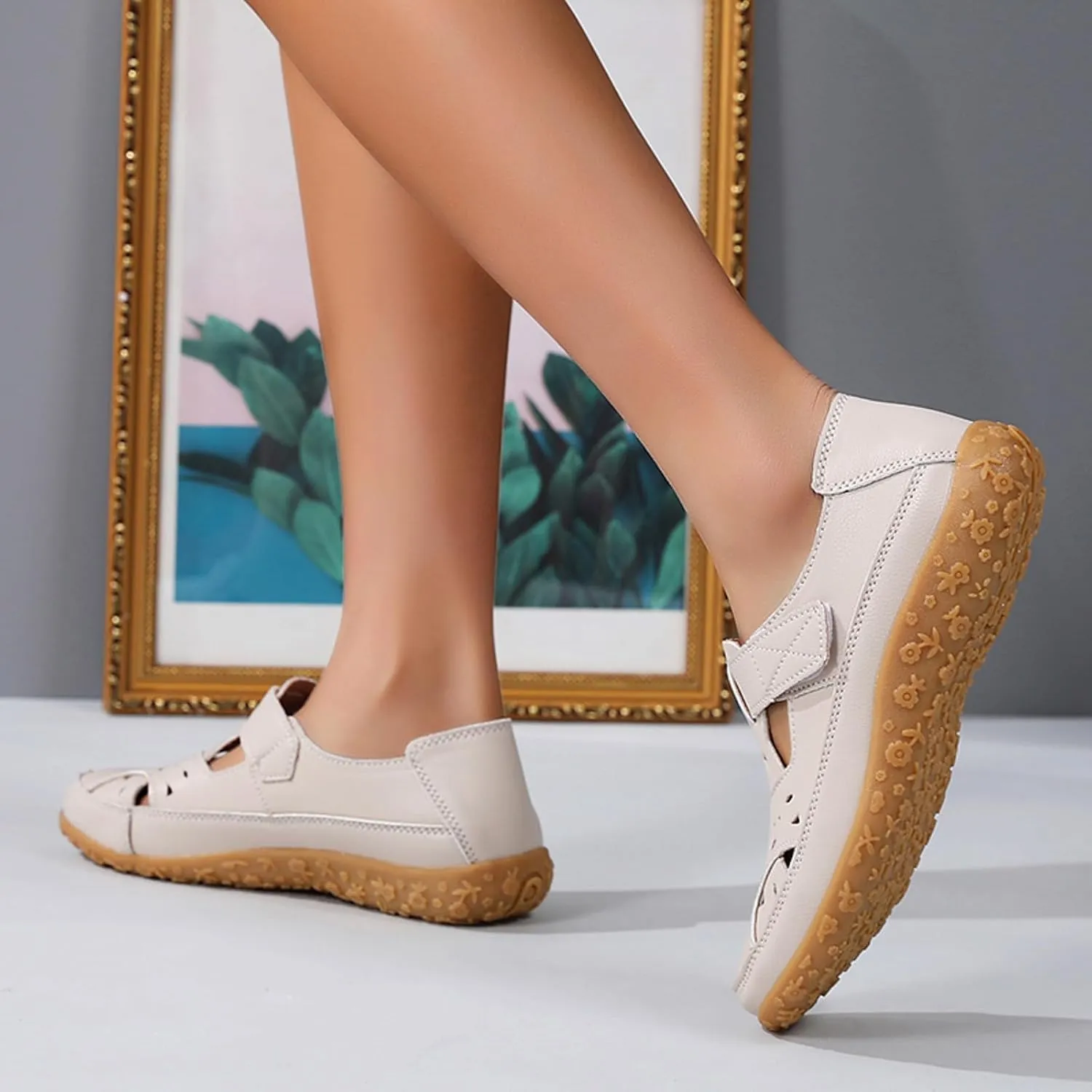 Spring And Summer Women's Closed Toe Shoes Fashion Casual Hollow Leather Rubber Platform Wedge Sandals for Women Thong