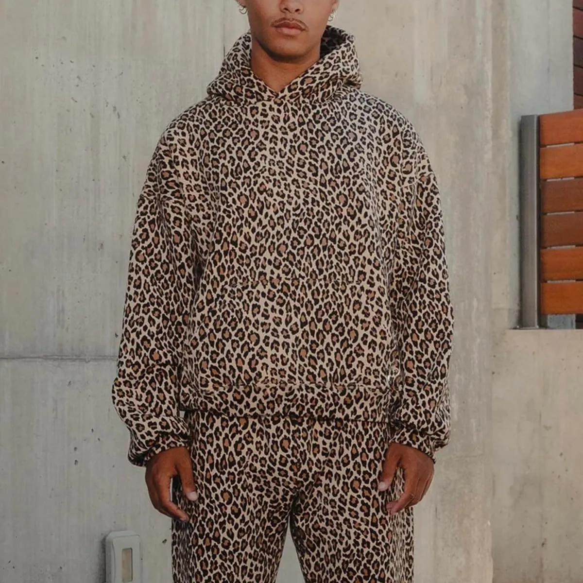 Womens Y2k Oversized Graphic Leopard Cheetah Print Hoodie Pullover Sweatshirt Casual Hoodies Trendy Streetwear