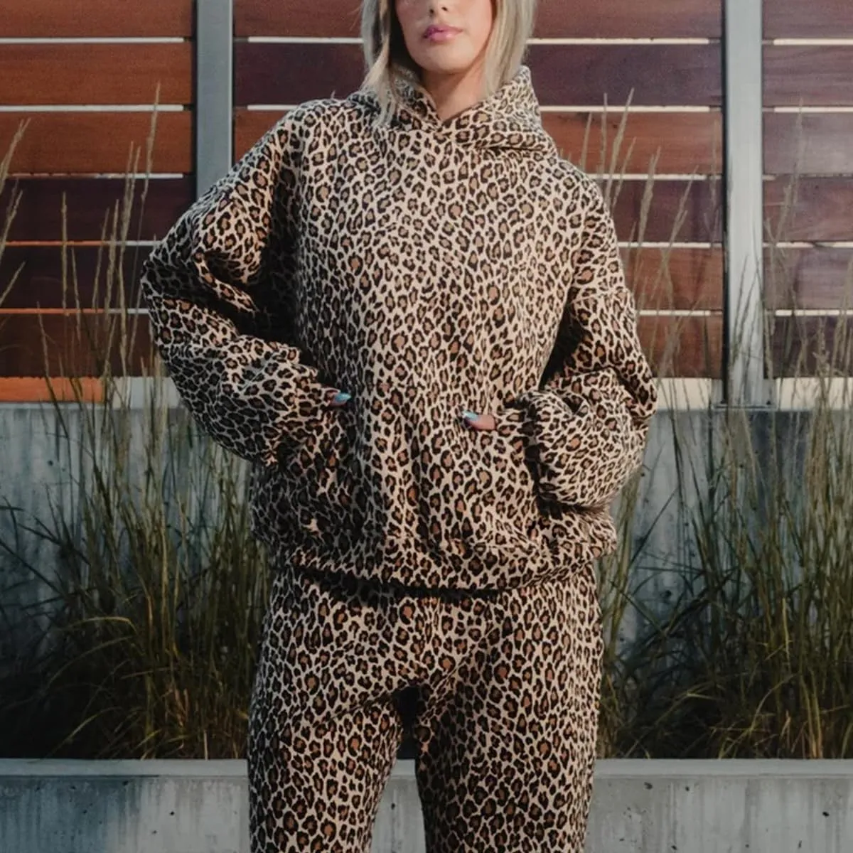 Womens Y2k Oversized Graphic Leopard Cheetah Print Hoodie Pullover Sweatshirt Casual Hoodies Trendy Streetwear