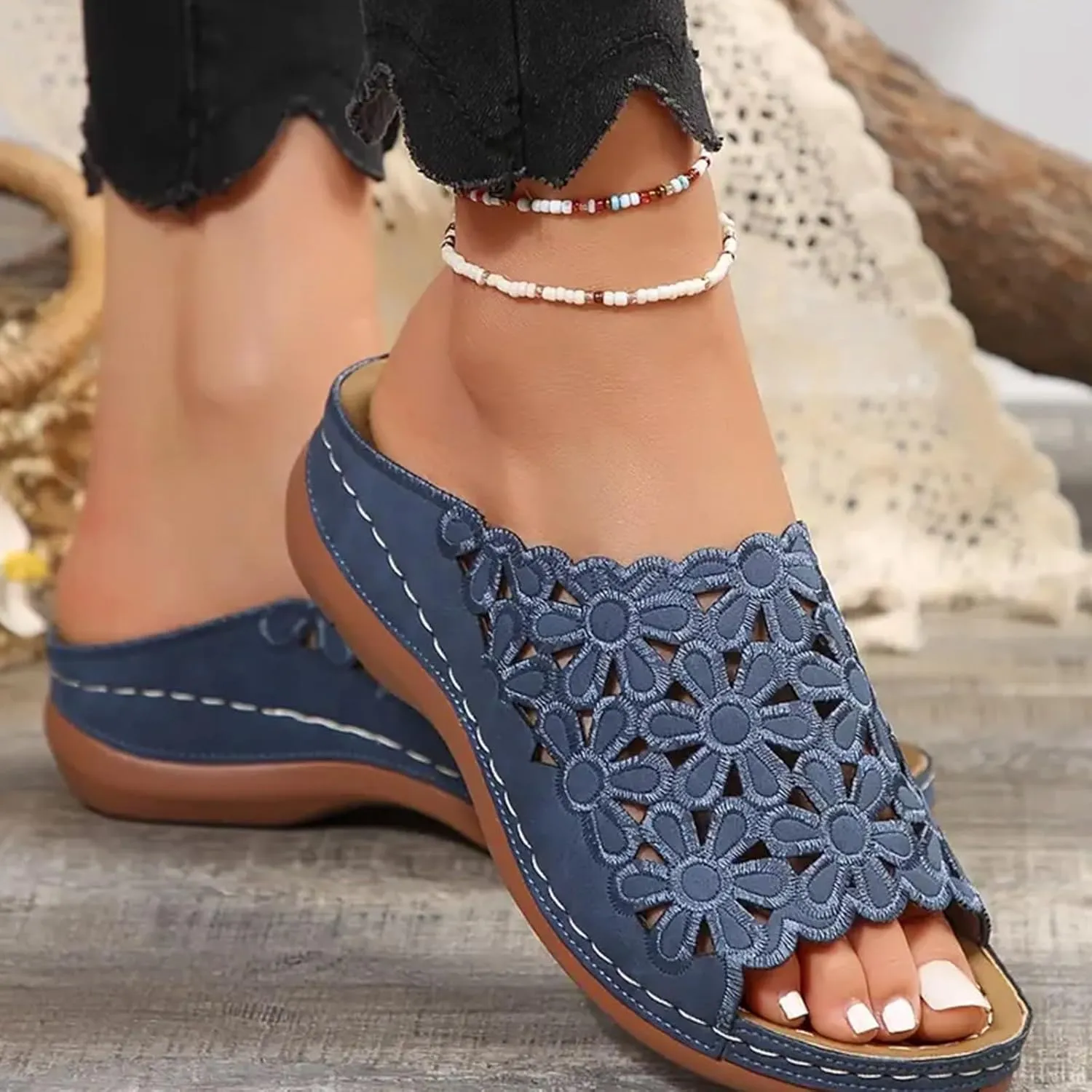 ZSpzx Orthopedic Sandals for Women,2025 Arch Support Wedge Flip Flops Slide Comfortable Open Toe Slip on Flowers Hollow Out On Dressy Summer Travel Work