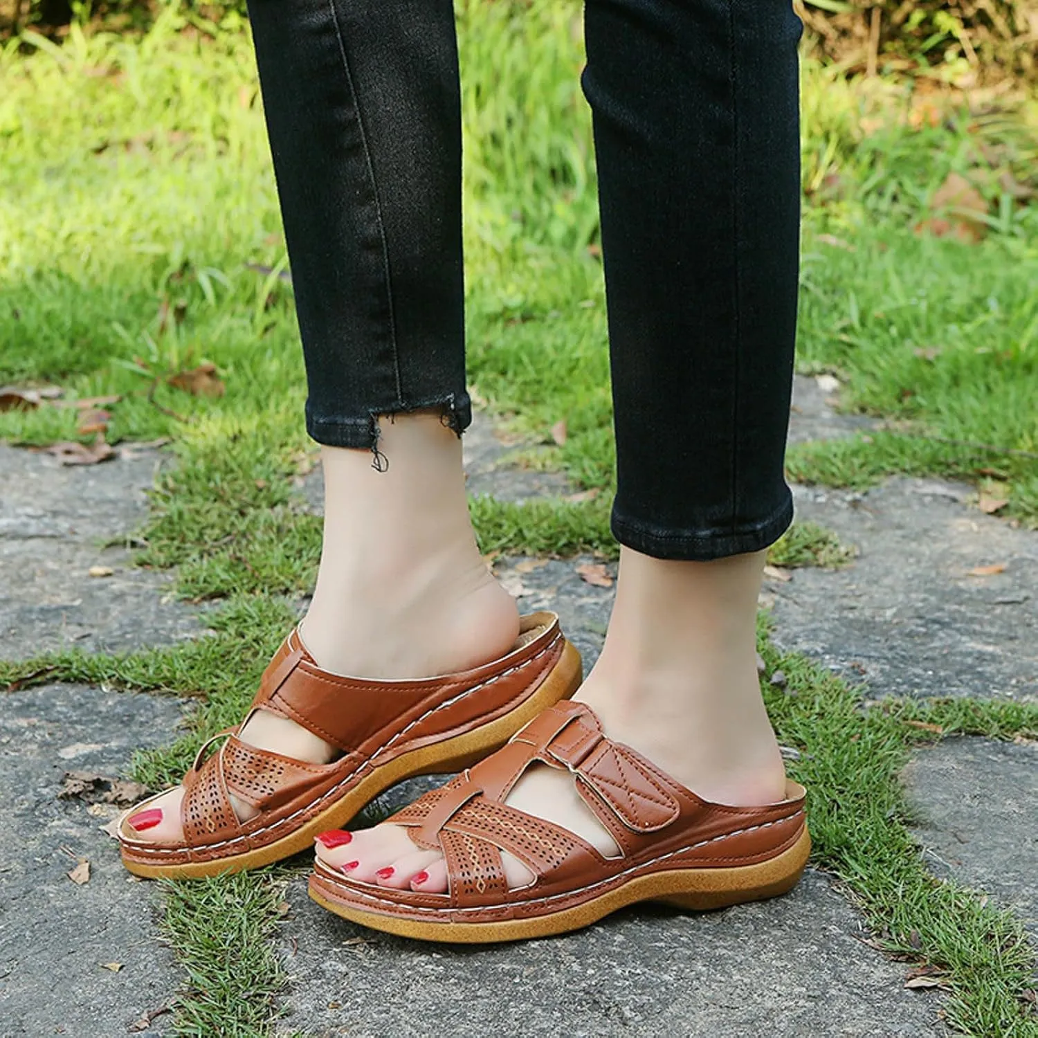 ZSpzx Orthopedic Sandals for Women,2025 Arch Support Wedge Flip Flops Slide Open Toe Crisscross Straps Slip on Dressy Summer Comfortable Sandalias Slippers Plantar Fasciitis Walking Beach Shoes