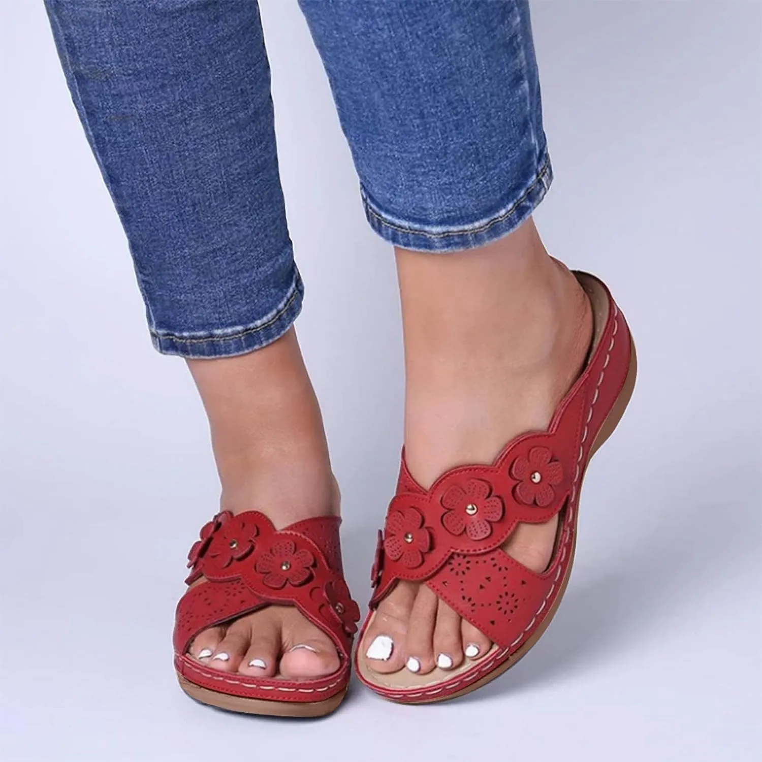 ZSpzx Summer Sandals For Women 2025 Orthopedic Comfortable Womens Hollow Flower Arch Support Casual Wedge Dressy Beach Slide Walking Flip Flops Sandalias OrtopDicas Para Mujer for Daily Wear